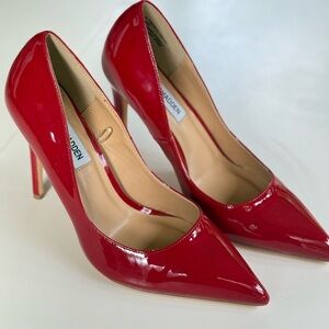 Steve Madden Heals